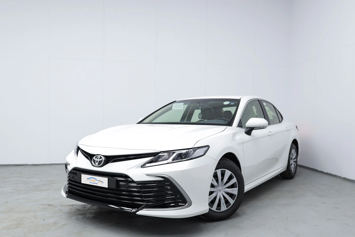 Toyota CAMRY LE 2.5 2024