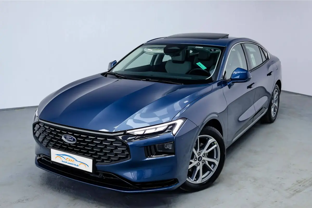 اكتشف أبرز مواصفات فورد تورس 2025 في السعودية