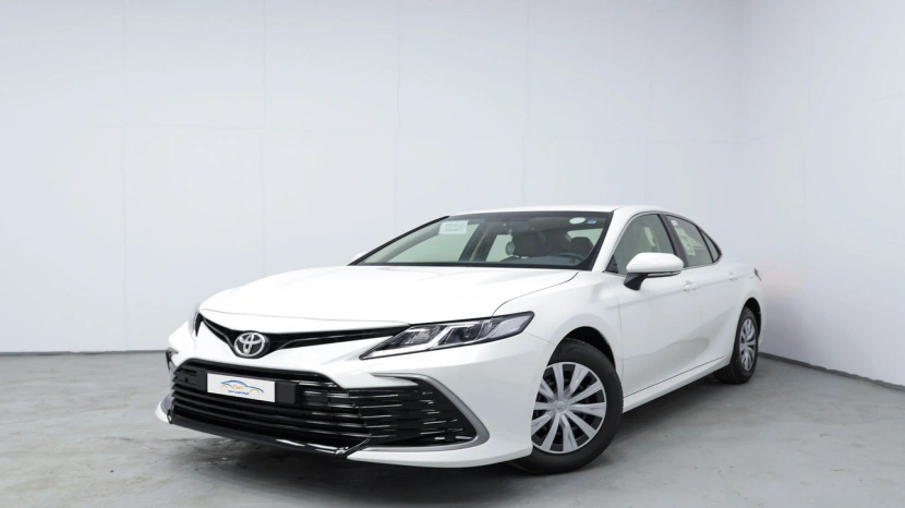 Toyota Camry GLE 2.5 2024 Stylish Exterior