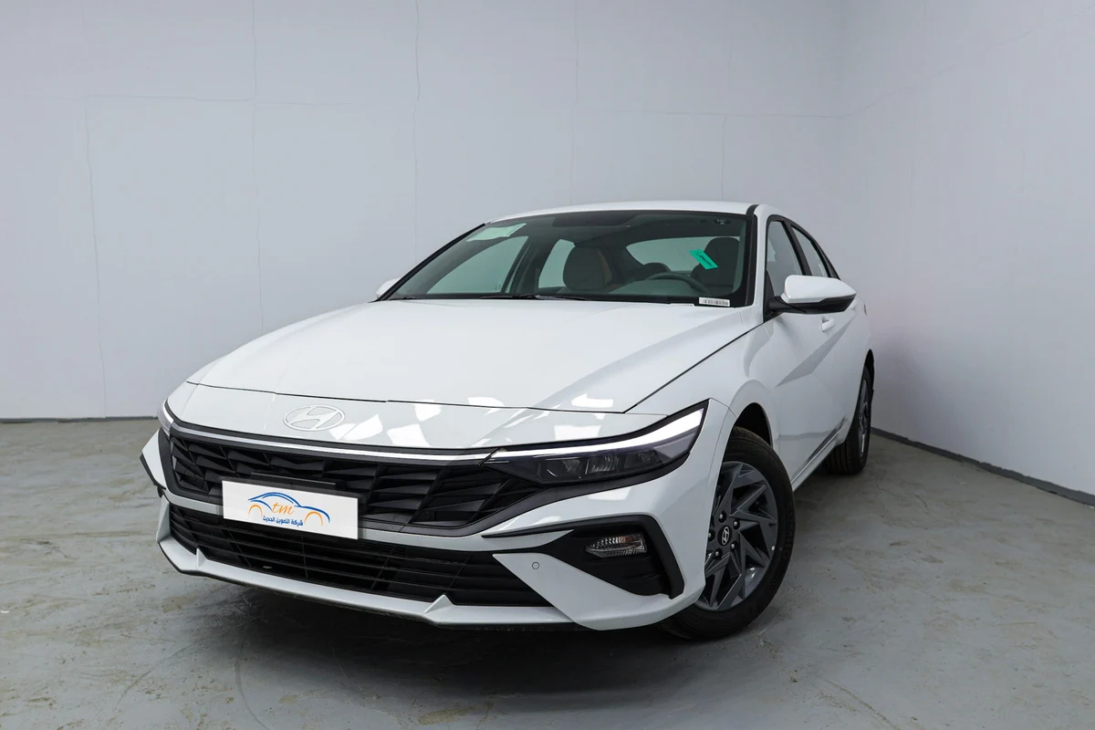 Hyundai Elantra Standard 1.6 2026