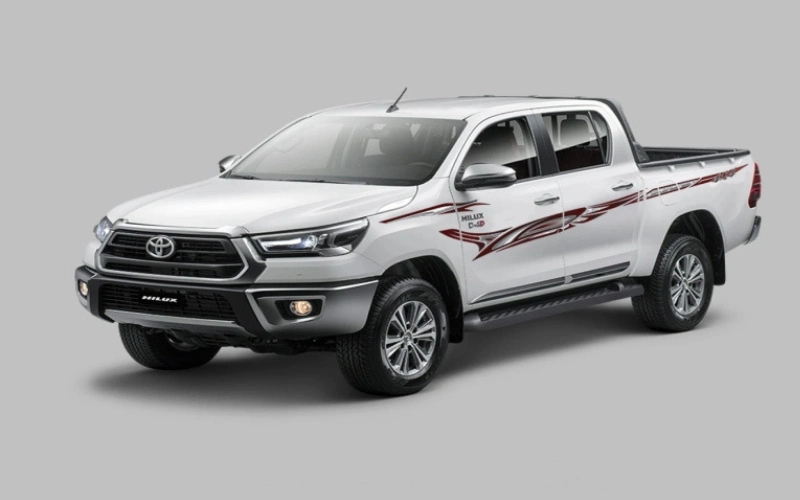 تويوتا هايلكس 2025