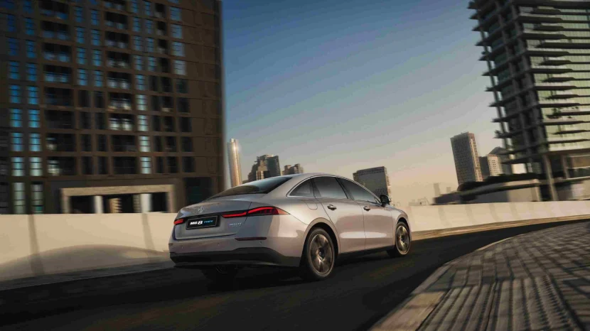 ام جي 8 ستاندر 2026 من الخلف